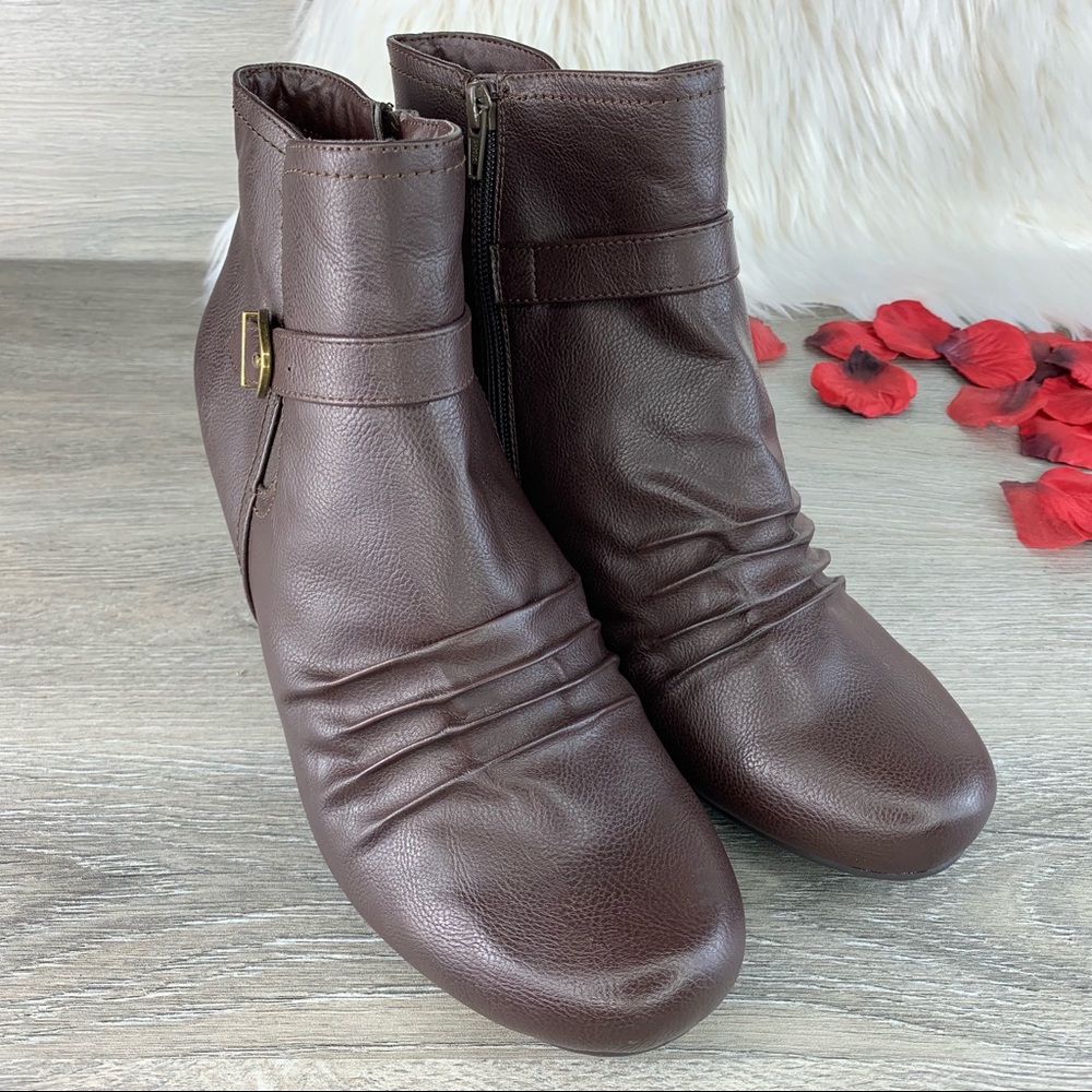Baretraps “Camren” Leather Ankle Boots Sz 11M